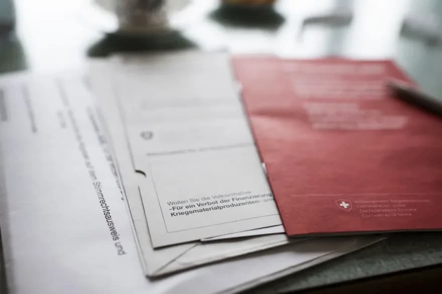 Nouvelle étude montre : Lors des votations, le livret de vote décide souvent du oui ou du non