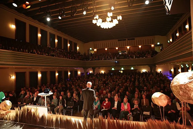 Symposium Bild