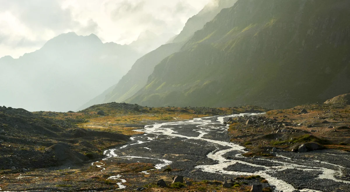 Sensibilisierung tut Not: Gletschervorfelder im Brennpunkt zwischen Schutz und Nutzung.