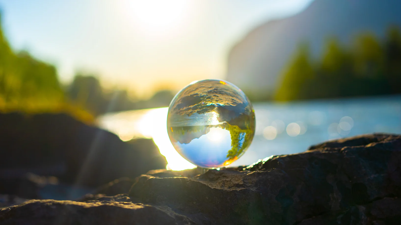 Globe - Alin Andersen